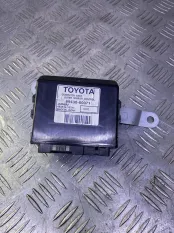 Блок электронный Toyota Land Cruiser 200 (2008-2021) 2008 8943060071 ВНЕДОРОЖНИК 4.5 D 1VDFTV