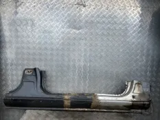 Порог правый Nissan Navara (D40) 2004-2015 2008 76424EB331 2.5 D YD25DDTI