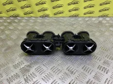 Дефлектор обдува салона Mercedes-Benz X-Class (2017-2020) 2019 A4708899100 ПИКАП 3.0 D OM642.889