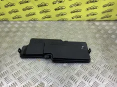 Крышка блока предохранителей Land Rover Defender (2019-н.в) 2025 8B214A076BA ВНЕДОРОЖНИК 3.0 D AJ20D6