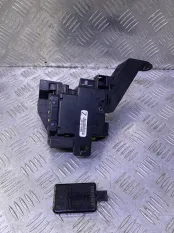Блок предохранителей Toyota Land Cruiser 200 (2008-2021) 2008 8273160250 ВНЕДОРОЖНИК 4.5 D 1VDFTV