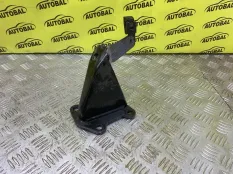 Кронштейн двигателя Nissan Pathfinder (R51M) 2004-2013 11232EB300, правый