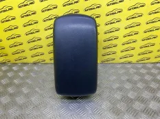 Подлокотник Toyota Rav 4 (CA40) (2012-2019) 2013 5882342010 2.2 D 2ADFTV