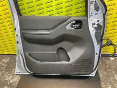 Обшивка двери передняя левая Nissan Navara (D40) 2004-2015 2011 809015X50A ПИКАП 2.5 D YD25DDTI