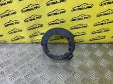 Кронштейн фары противотуманной правой Nissan Navara (D40) 2004-2015 2011 26150EA500 ПИКАП 2.5 D YD25DDTI