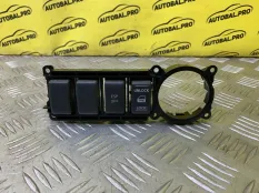 Блок кнопок Nissan Navara (D40) 2004-2015 2011 252355X00A ПИКАП 2.5 D YD25DDTI
