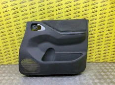 Обшивка двери передняя правая Nissan Navara (D40) 2004-2015 2011 809005X50A ПИКАП 2.5 D YD25DDTI