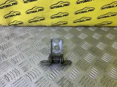 Петля двери задней левой Nissan Navara (D40) 2004-2015 2011 82421ZP80A ПИКАП 2.5 D YD25DDTI