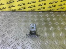 Петля двери задней левой Nissan Navara (D40) 2004-2015 2011 82401ZP80A ПИКАП 2.5 D YD25DDTI