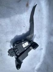 Педаль газа Nissan Navara (D40) 2004-2015 2008 2.5 D YD25DDTI