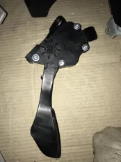 Педаль газа Toyota Land Cruiser Prado 150 (2009-2023) 2016 7811060180 2.8 D 1GDFTV