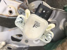 Педаль тормоза Toyota Prius XW50 (2015 - 2023) 2019 1.8 I