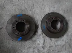 Диск тормозной передний Toyota Hilux (2005-2015) 2009 2.5 D 2KDFTV