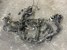 Проводка двигателя Toyota Tundra II (2006-2022) 2007 821210C120 5.7 I 3URFE