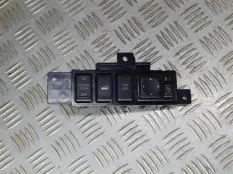 Кнопка Infiniti QX70 (2013-2017) 2015 3.0 D V9X C002615