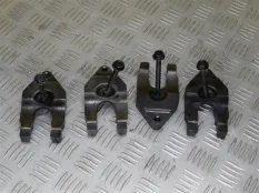 Скоба (кронштейн) крепления форсунки Nissan Navara (D40) 2004-2015 2008 2.5 D YD25DDTI