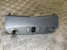 Кнопка Toyota Hilux (2005-2015) 2008 3.0 D 1KDFTV