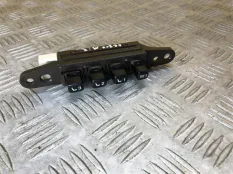 Кнопка регулировки сидения Toyota Land Cruiser 200 (2008-2021) 2008 4.5 D UZJ200