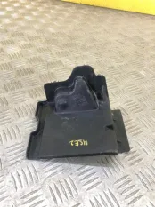 Пыльник Toyota Hilux (2015-2021) 2021 53162KK010 2.4 D 2GDFTV