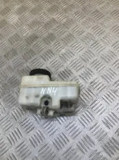 Бачок главного тормозного цилиндра Toyota Land Cruiser (100) 1998-2007 2000 4.2 D 1HDFTV