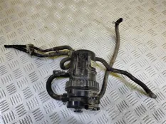 Фильтр топливный Toyota Hilux (2005-2015) 2007 23300OL010 2.5 D 2KDFTV