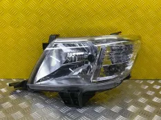 Фара левая Toyota Hilux (2005-2015) 2011 811500K440