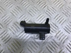 Насос (моторчик) омывателя фар Toyota Hilux (2015-2021) 2018 8528033030