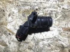 Насос (моторчик) омывателя стекла Toyota Tundra II (2006-2022) 2007 8533060190 ПИКАП 5.7 I 3URFE