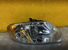 Фара правая Chrysler Voyager IV (2000-2007) 2004 04857700AB