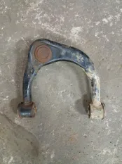 Рычаг передний правый Toyota Hilux (2005-2015) 2014 ПИКАП 2.5 D 2KDFTV