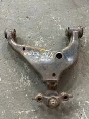 Рычаг передний нижний правый Toyota Hilux (2005-2015) 2007 3.0 D 1KDFTV