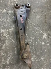 Рычаг задний правый Toyota Rav 4 (XA30) (2005-2014) 2006 4876042010 2.0 I 1AZFE