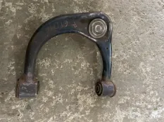 Рычаг передний правый Toyota Land Cruiser Prado 120 (2002-2009) 2007 4861060050 ВНЕДОРОЖНИК 3.0 D 1KDFTV