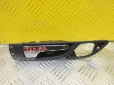 Ручка двери внутренняя передняя левая Opel Zafira B 2005-2012 13254929