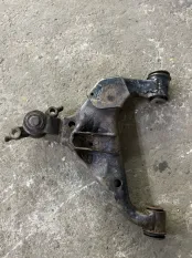 Рычаг передний нижний правый Toyota Hilux (2005-2015) 2013 480680K040 ПИКАП 3.0 D 1KDFTV