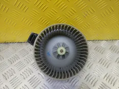 Моторчик печки Toyota Hilux (2005-2015) 2010 8710302460 ПИКАП 2.5 D 2KDFTV