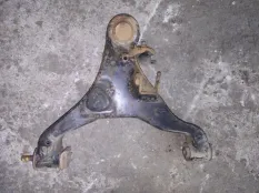 Рычаг передний нижний левый Nissan Navara (D40) 2004-2015 2010 54501EB31A ПИКАП 2.5 D YD25DDTI