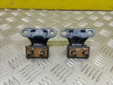 Петля крышки багажника Toyota Rav 4 (XA50) (2018-н.в.) 2023 6881042101 2.5 I A25AFXS