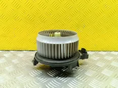 Моторчик печки Toyota Hilux (2005-2015) 2014 8710302460 ПИКАП 3.0 D 1KDFTV