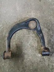 Рычаг передний правый Toyota Hilux (2005-2015) 2011 486100K040 ПИКАП 2.5 D 2KDFTV