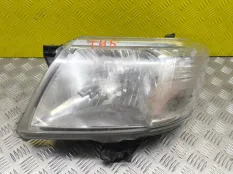 Фара левая Toyota Hilux (2005-2015) 2013 811500K420 ПИКАП 2.5 D 2KDFTV