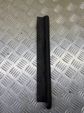 Уплотнитель капота Land Rover Range Rover Sport II (2013-2022) 2016 LR034448 3.0 D SDV6