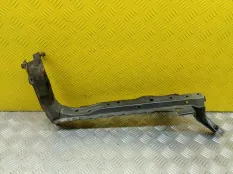 Планка под капот Toyota Rav 4 (CA40) (2012-2019) 2013 5208542040 2.2 D 2ADFTV