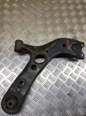 Рычаг передний нижний правый Toyota Rav 4 (CA40) (2012-2019) 2013 4806842060 2.2 D 2ADFTV
