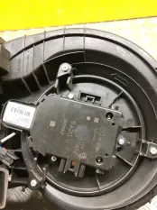 Моторчик печки Land Rover Range Rover Sport II (2013-2022) 2016 LR086147 3.0 D SDV6