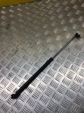 Амортизатор капота Toyota Land Cruiser (100) 1998-2007 2000 5344069025 4.2 D 1HDFTE