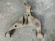 Рычаг передний нижний правый Toyota Hilux (2005-2015) 2011 480680K040 ПИКАП 2.5 D 2KDFTV