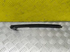 Направляющая стекла Nissan Xterra II (2005-2015) 2005 82215EA000 4.0 I VQ40