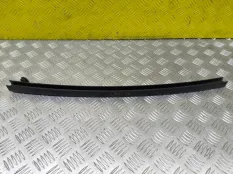 Направляющая стекла Nissan Xterra II (2005-2015) 2005 82223EA000 4.0 I VQ40