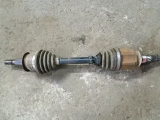 Полуось передняя левая (приводной вал, ШРУС) Nissan Pathfinder (R51M) 2004-2013 2008 39100EB310 2.5 D YD25DDTI